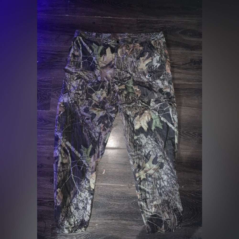 Mossy Oak Camouflage Cargo Pants.